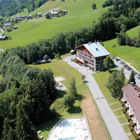 Apartamento Exhilarating Les Du Prariand Sleeps 2 Megève