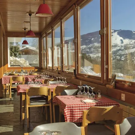 Exhilarating Les Du Prariand Sleeps 2 Apartamento Megève