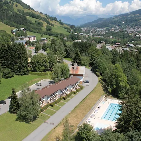 Exhilarating Les Du Prariand Sleeps 2 Apartamento Megève